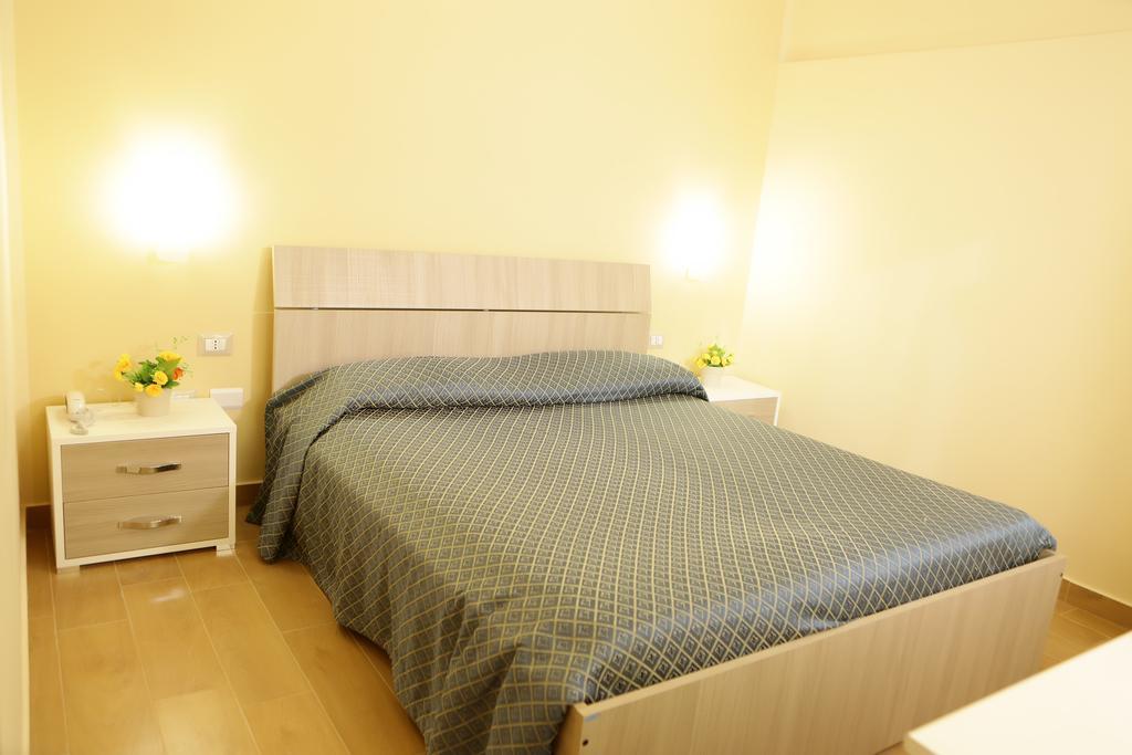 Hotel Il Quadrifoglio توري دل غريكو المظهر الخارجي الصورة
