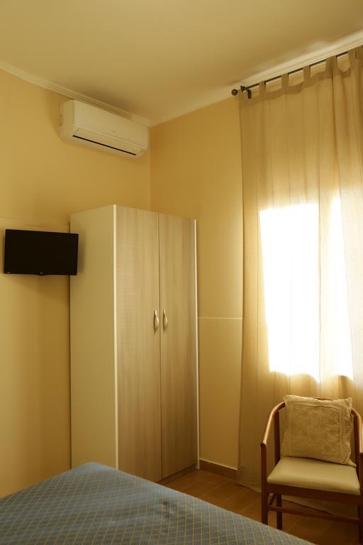 Hotel Il Quadrifoglio توري دل غريكو المظهر الخارجي الصورة
